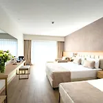 Sentido Luna Vista 5*