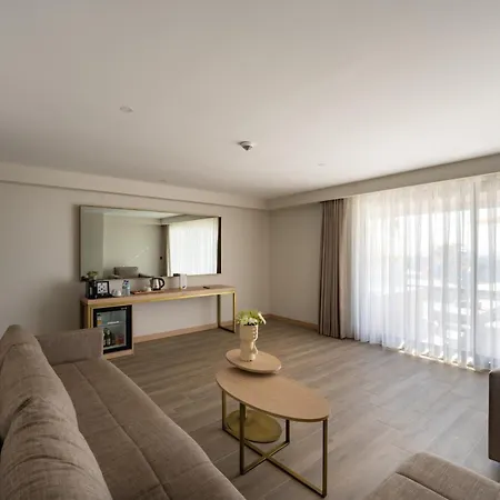 Sentido Luna Vista 5*